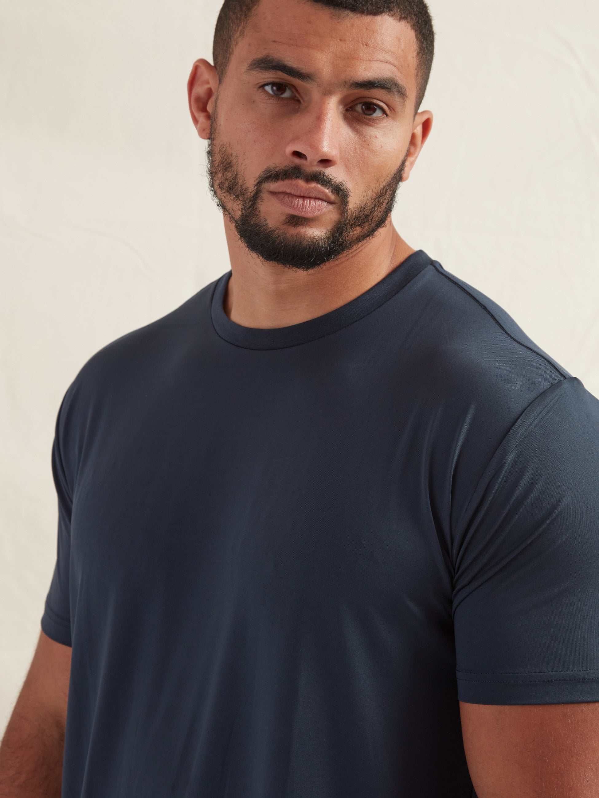 Load image into Gallery viewer, Navy Active Crew Neck T-Shirt
