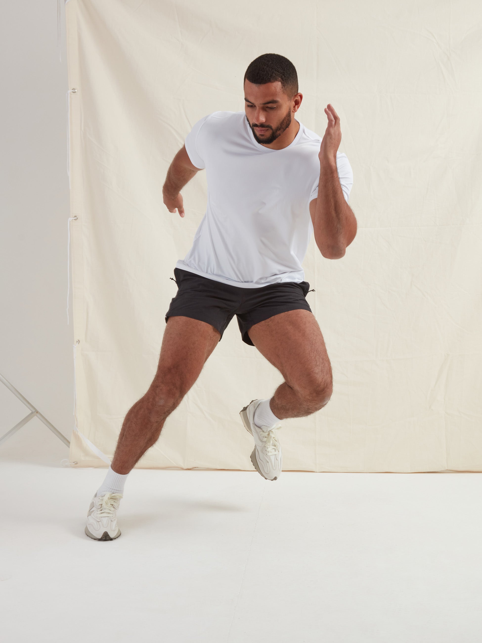 Load image into Gallery viewer, White Active Crew Neck T-Shirt
