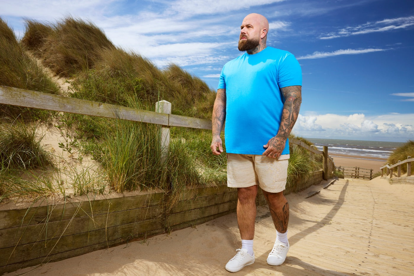 Load image into Gallery viewer, Tall Ibiza Blue Crew Neck T-Shirt
