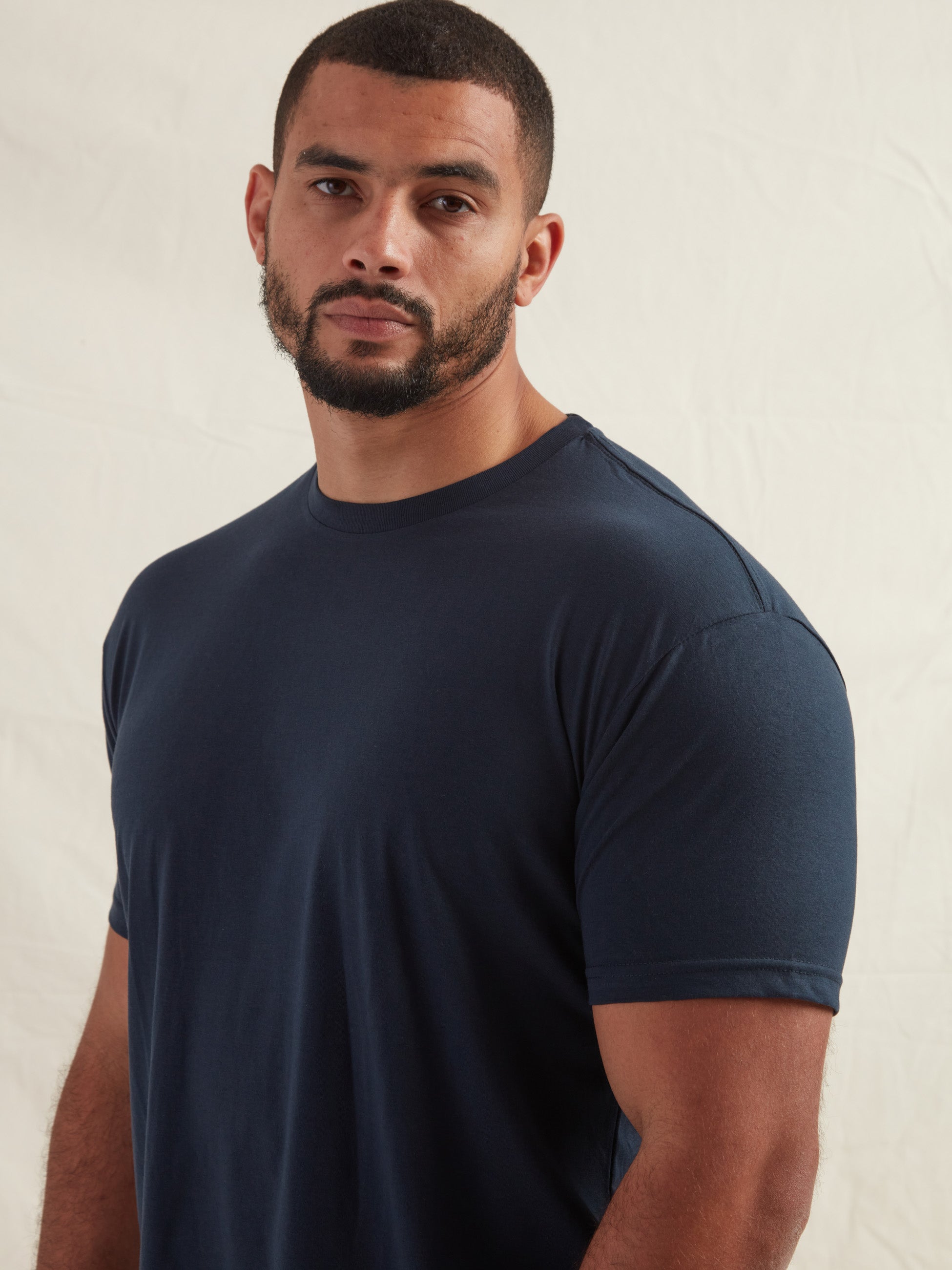 Load image into Gallery viewer, Tall Navy Crew Neck T-Shirt
