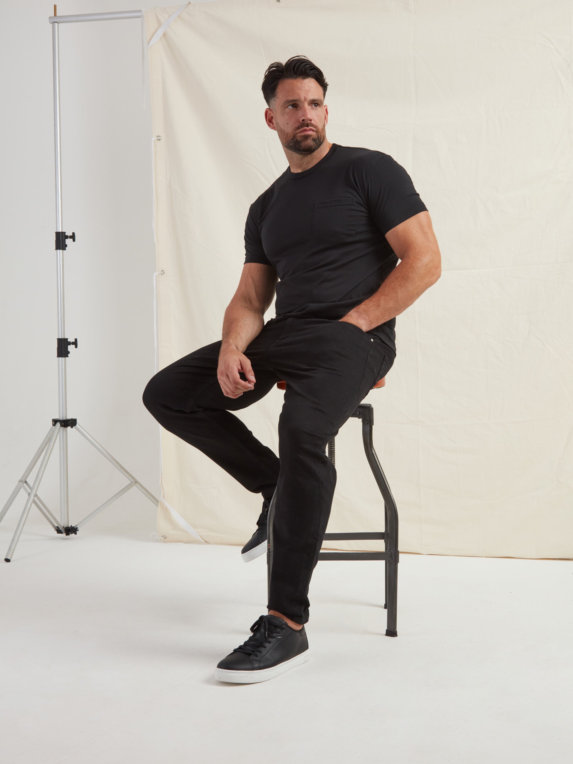 Load image into Gallery viewer, All Black Pocket Crew 3-Pack
