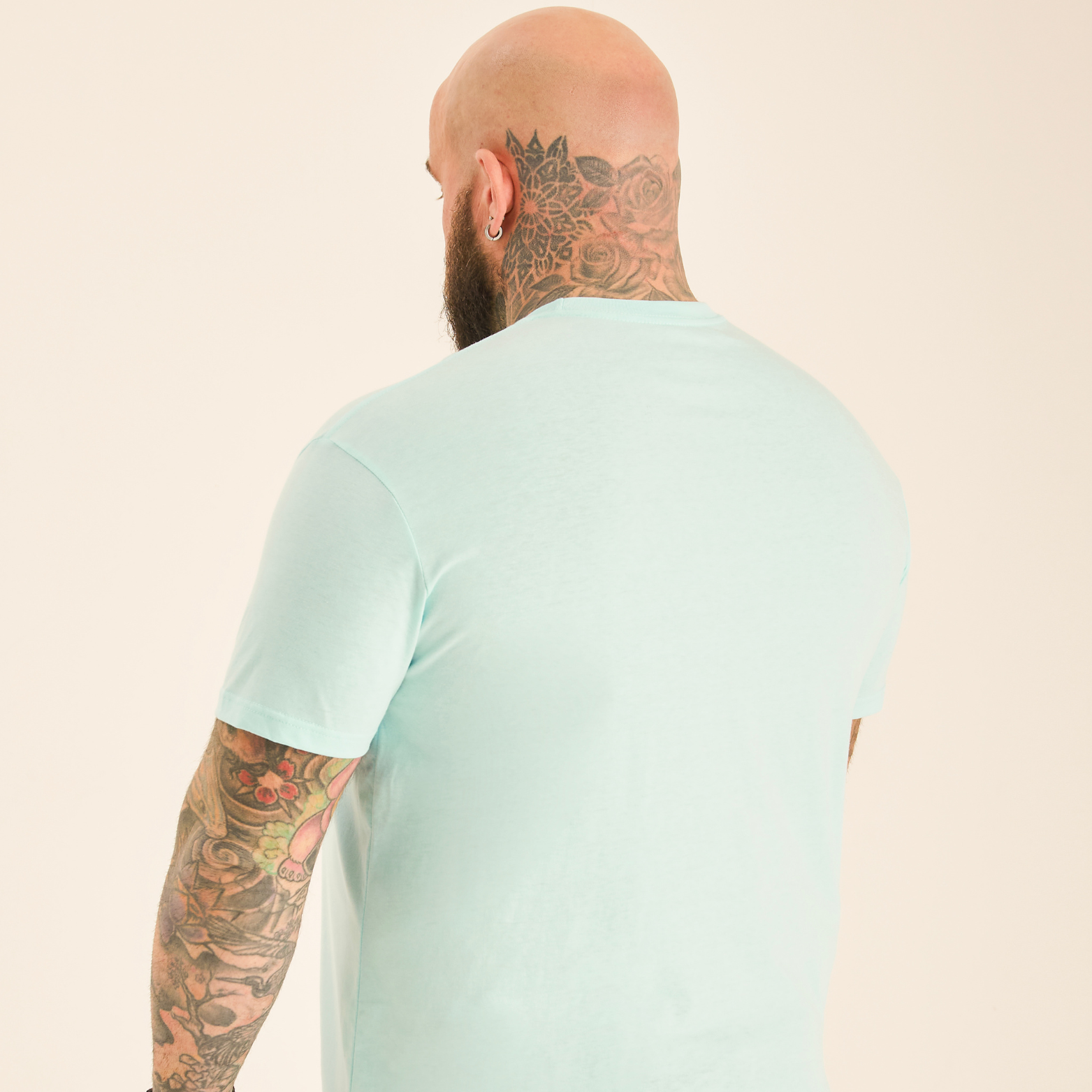 Load image into Gallery viewer, Tall River Green Crew Neck
